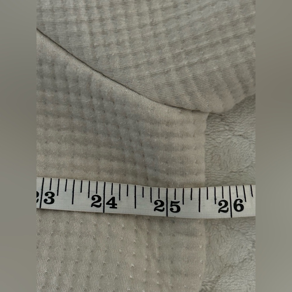 Nike Women’s Sportswear Tech Fleece Engineered Full-Zip Hoodie in Oatmeal Sz XL - Picture 9 of 11
